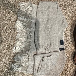 Day trip grey long sleeve with lace bottom